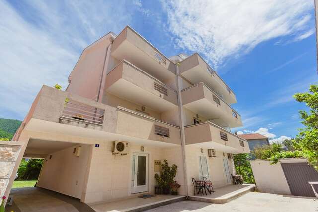 Апартаменты Rosić Apartments Тиват-3